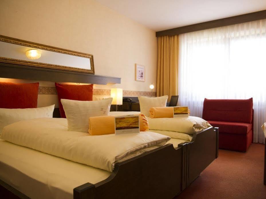Hotel Hellers Twenty Four I -24H-Check-In- Friedrichshafen Luaran gambar